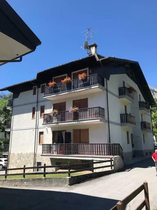 Bardonecchia Holidays Ngoại thất bức ảnh